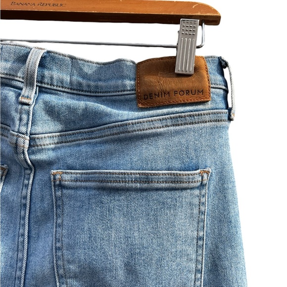 Aritzia Denim Forum The Lola High Rise Skinny Jeans Size 31”x 30” length. - Picture 4 of 5